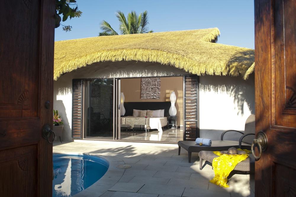 Crown Beach Resort and Spa - Adults Only