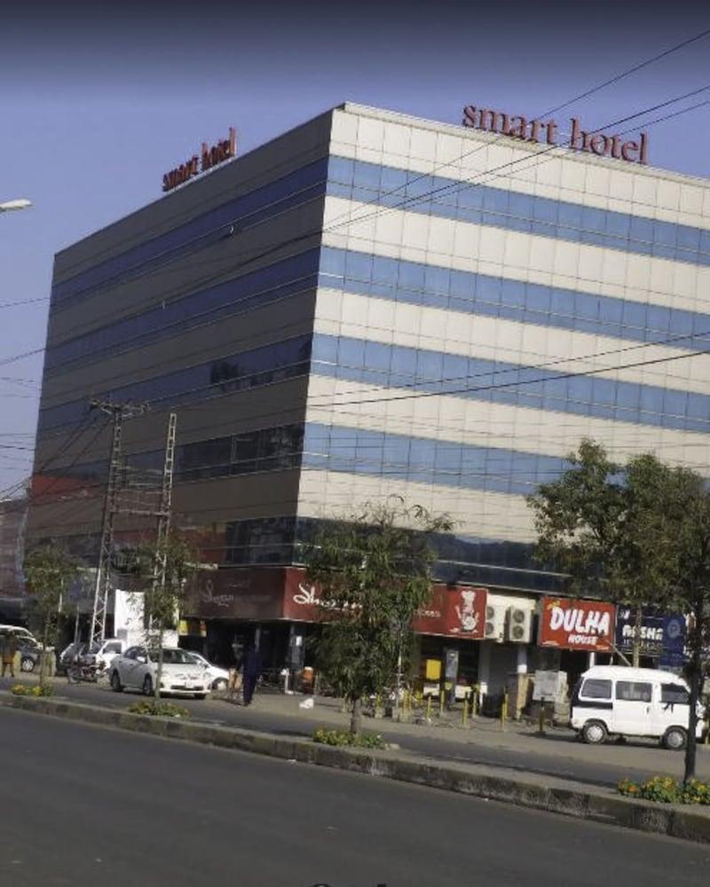 Smart Hotel Lahore 920115 — 2