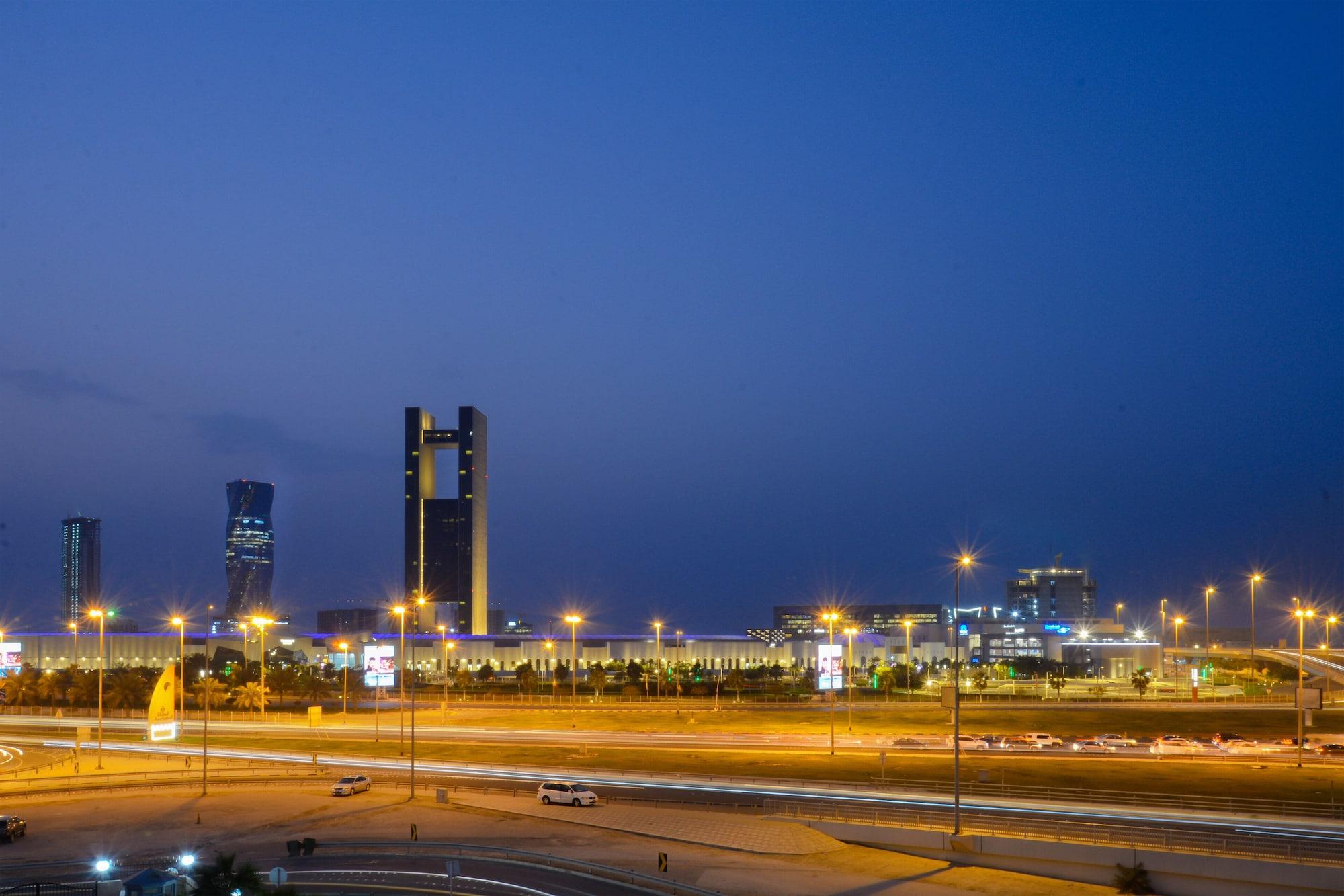 Crowne Plaza Bahrain — 6