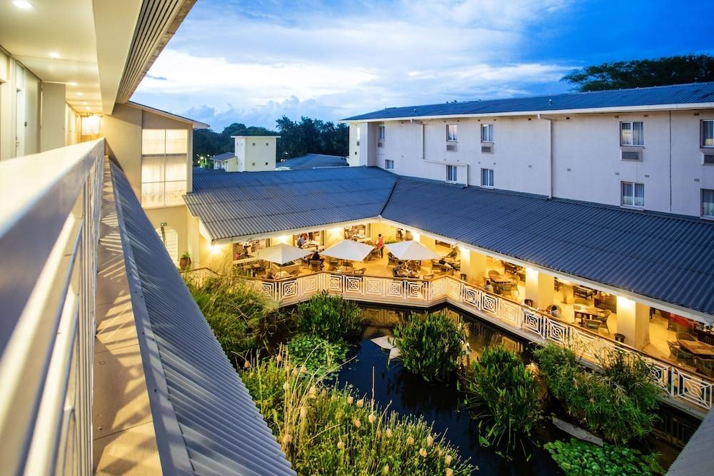 Southern Sun Ridgeway — 3