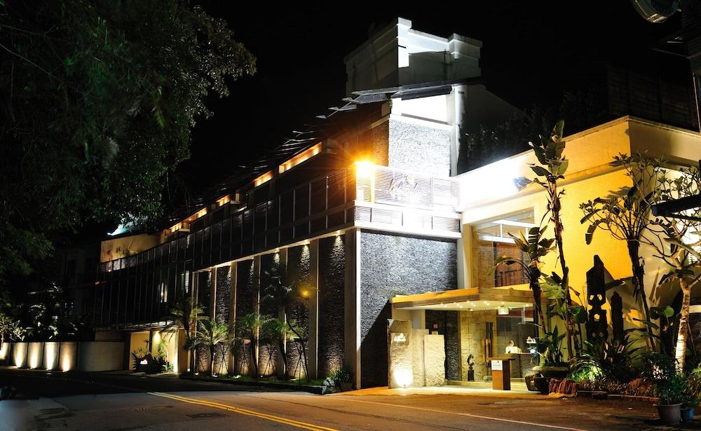 VOLANDO URAI SPRING SPA AND RESORT 885145 — 3