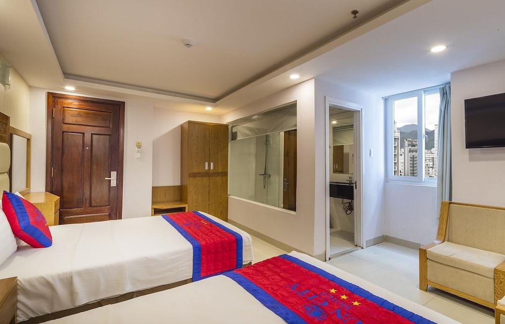 Sun City Hotel — 6