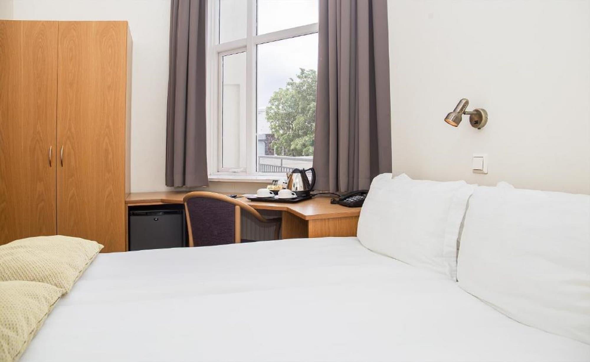 CENTERHOTEL SKJALDBREID — 9