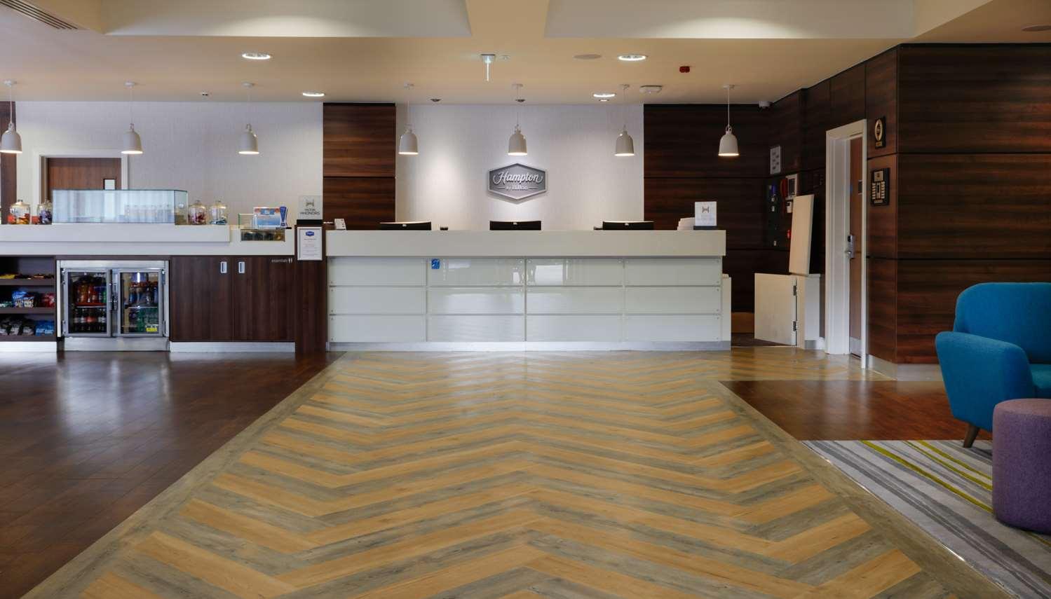 HAMPTON BY HILTON EXETER AIRPORT — 5