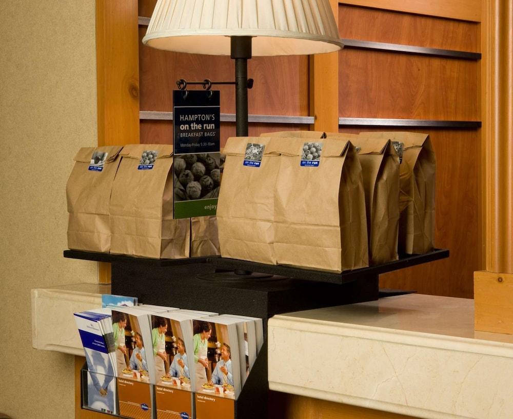 Wingate by Wyndham Cranberry — 9