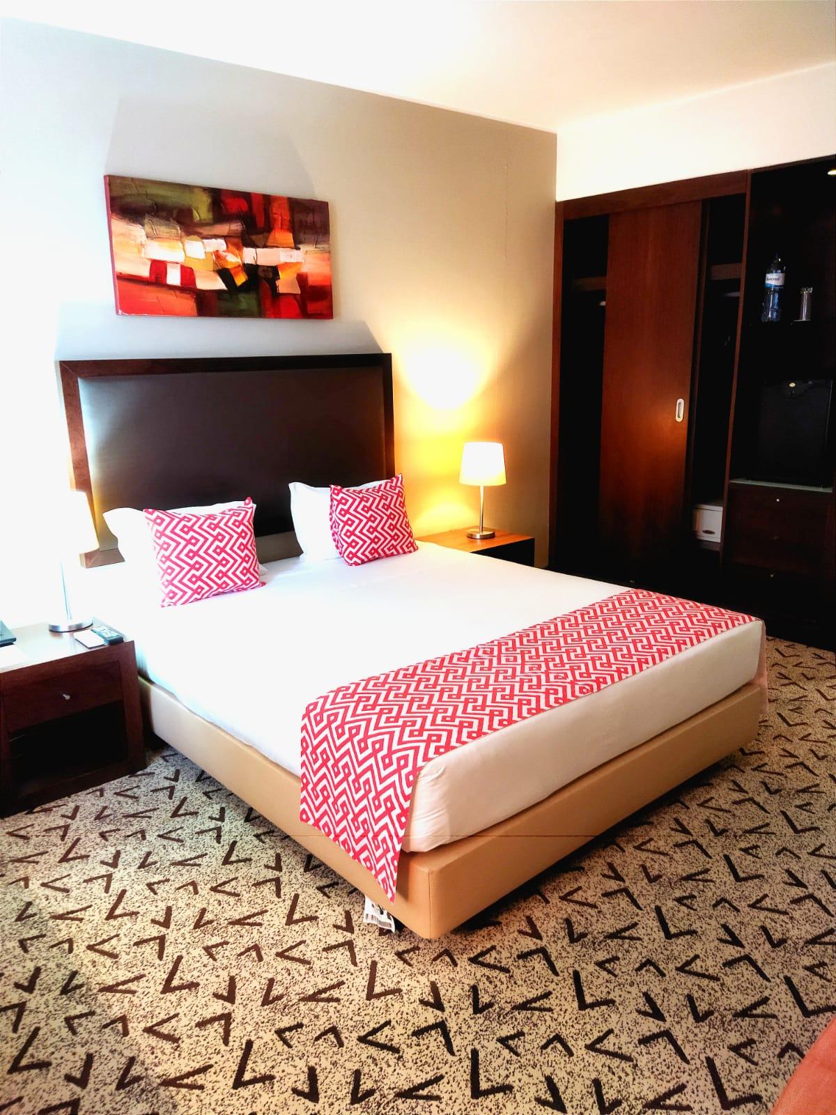 SKYNA HOTEL — 9