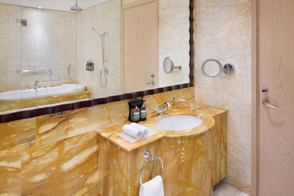 Crowne Plaza Dubai Jumeirah — 9