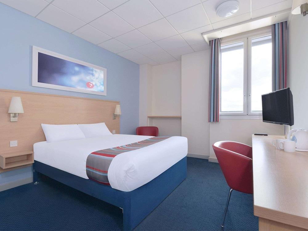 Travelodge Inverness Fairways — 9