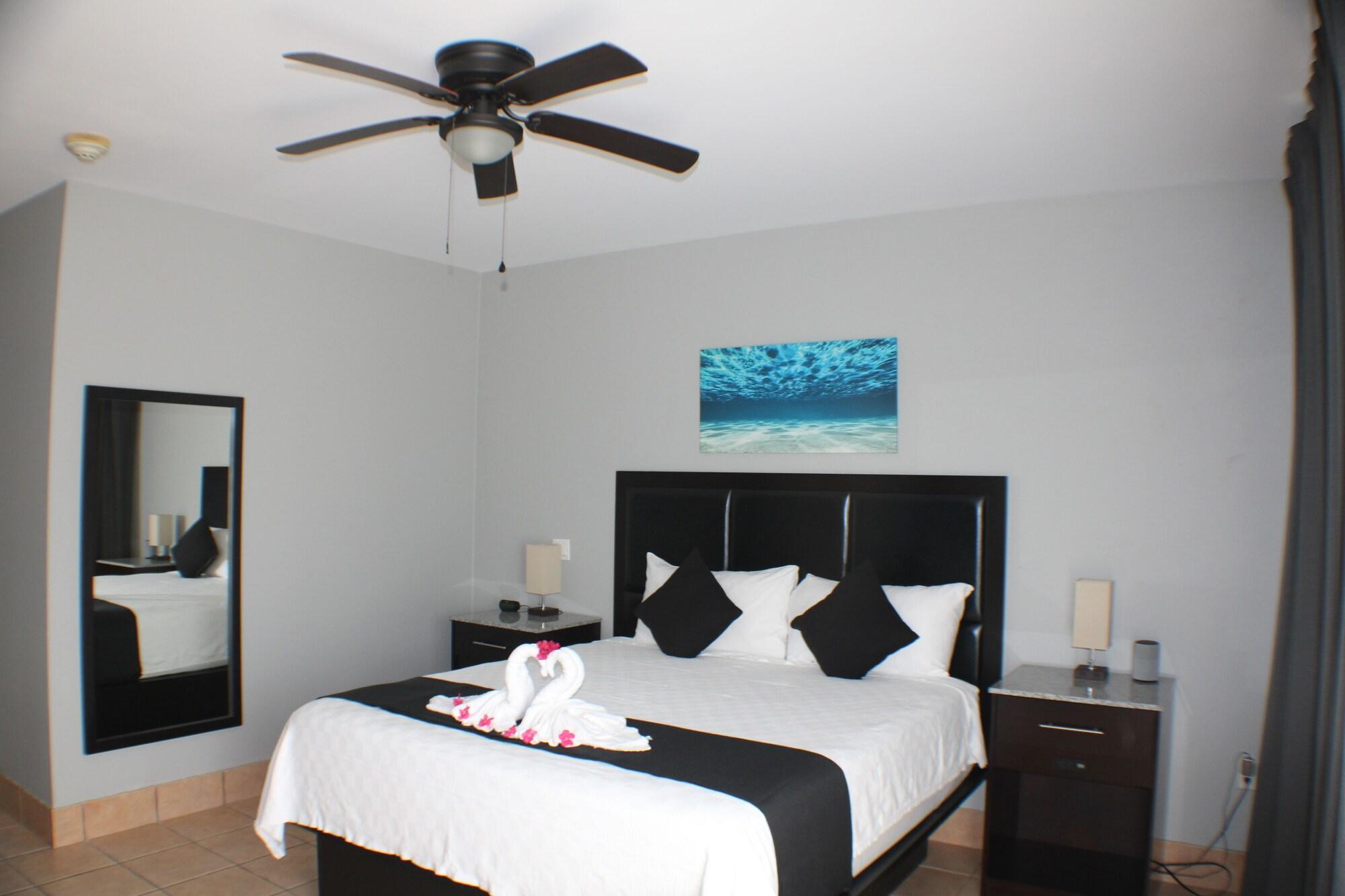 Grace Bay Suites — 7