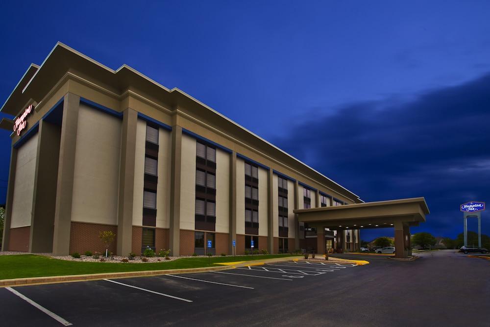 Hampton Inn Appleton-Fox River Mall Area — 2