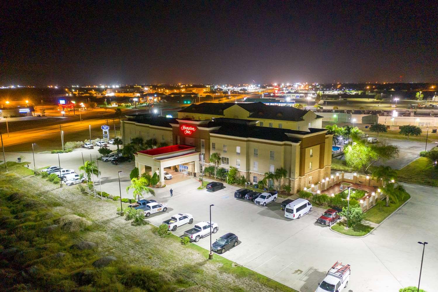 Hampton Inn Alice — 3
