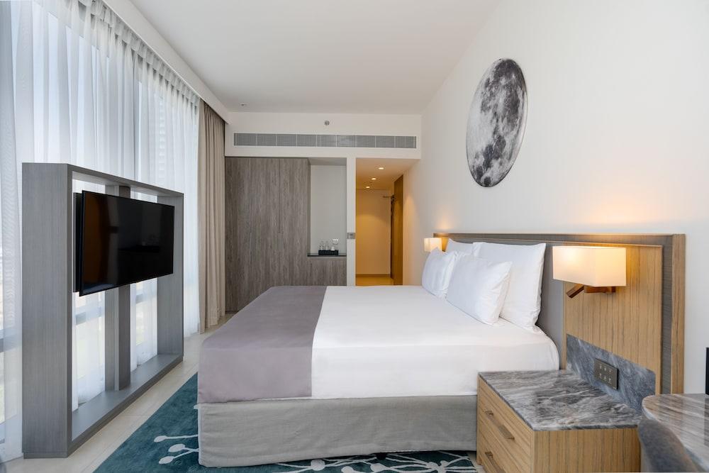 The First Collection at Jumeirah Village Circle, a Tribute Portfolio Hotel — 10