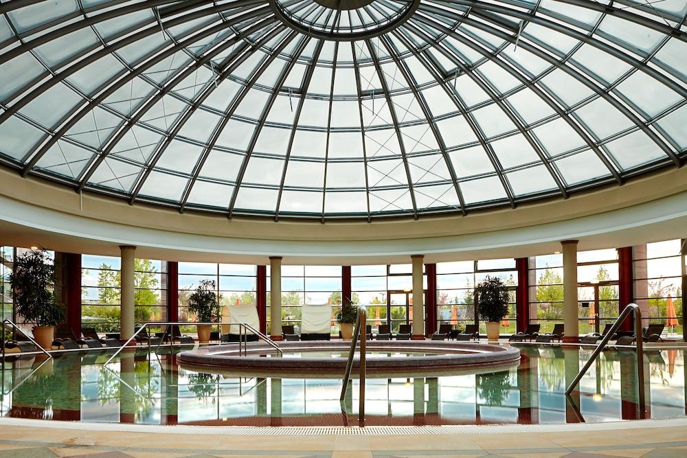 AQUAWORLD RESORT BUDAPEST(formerly RAMADA RESORT AQUAWORLD BUDAPEST) — 2