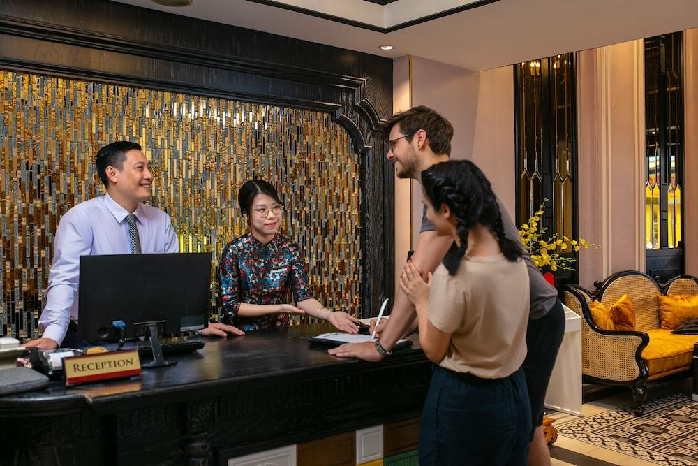 Lavender Central Hotel — 9