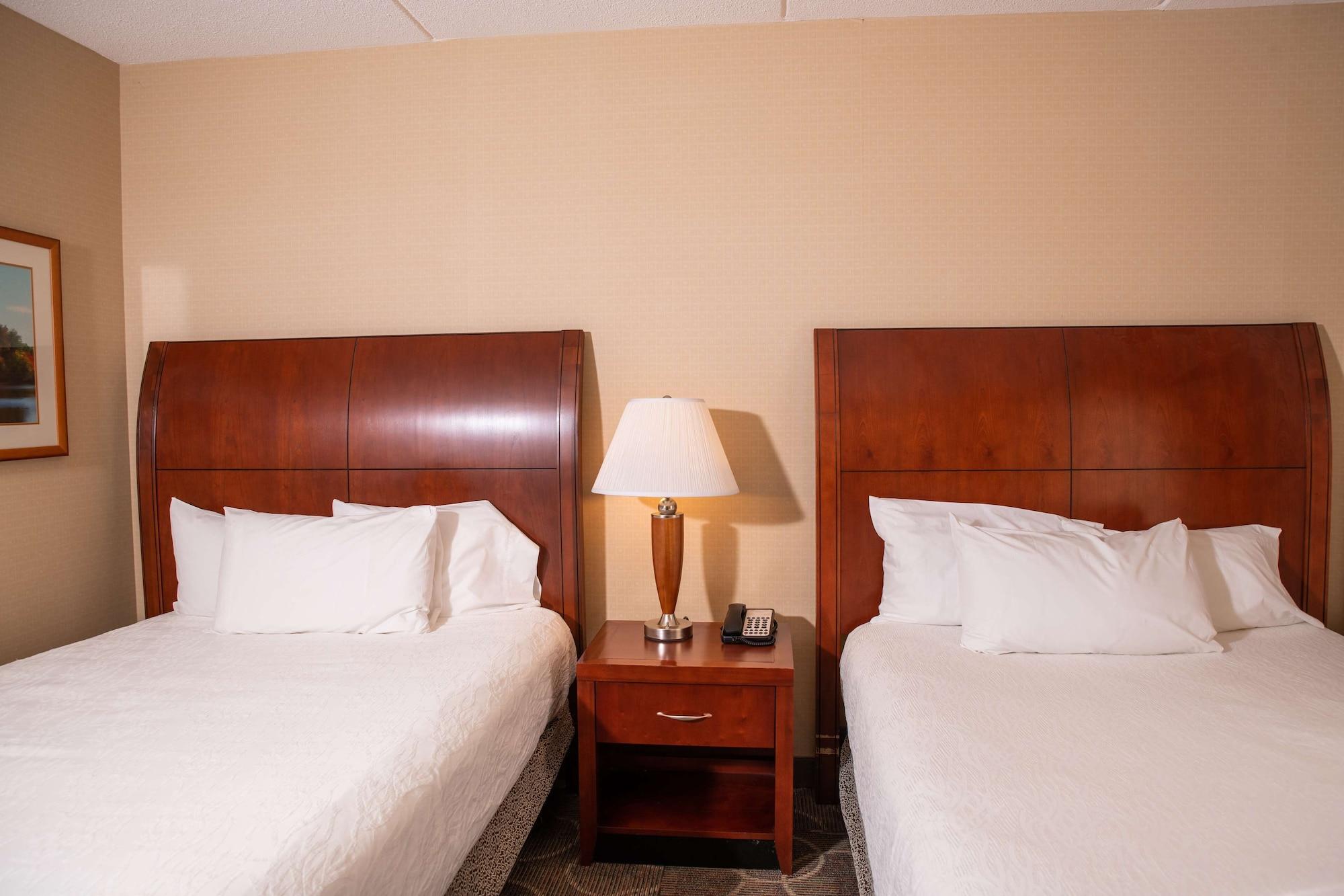 Hilton Garden Inn Erie — 8