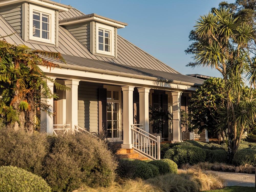 THE LODGE AT KAURI CLIFFS 88998 — 4