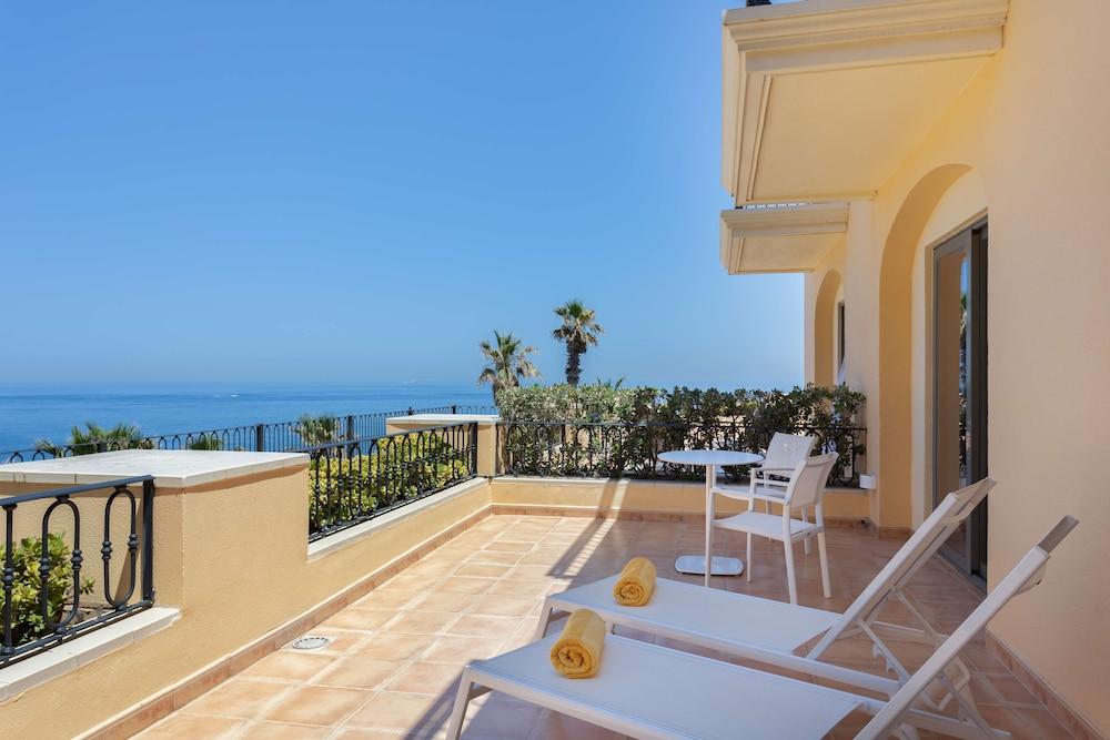 HILTON MALTA — 9