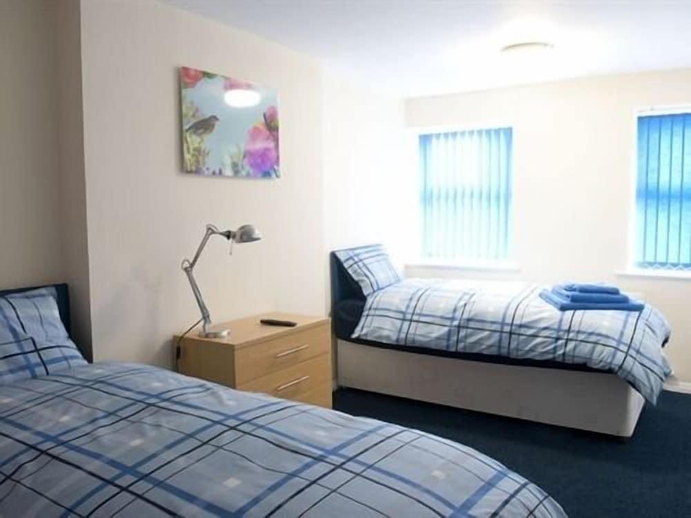 Liverpool Gateway B&B — 9
