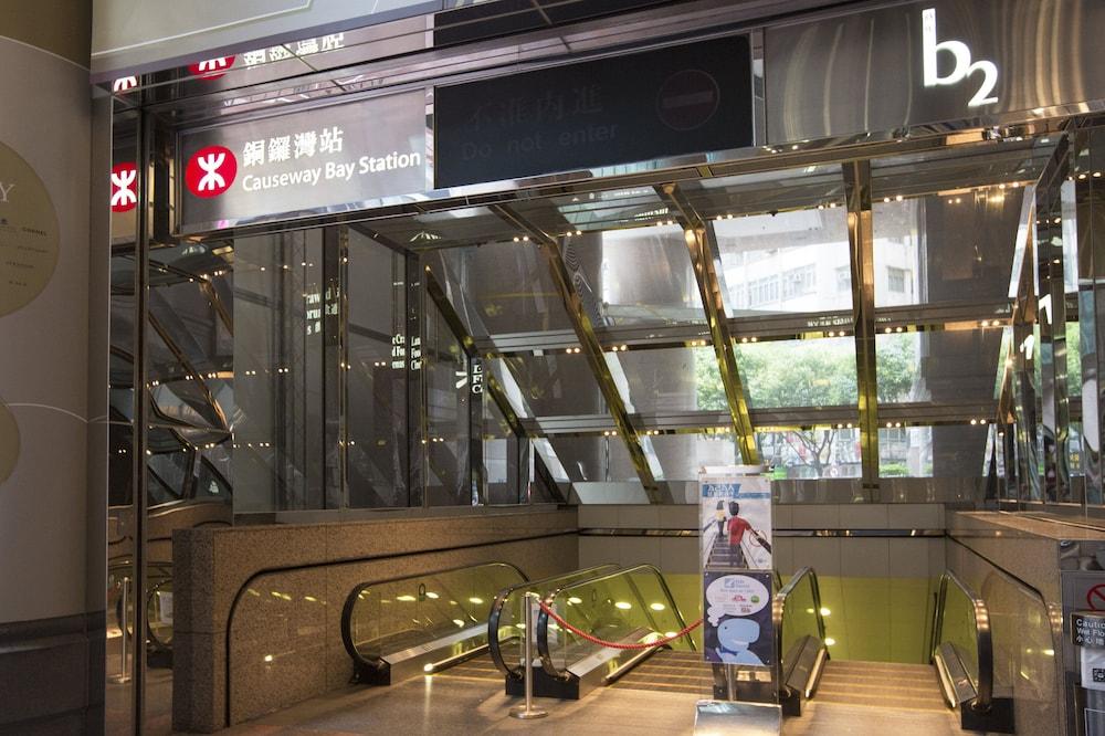 HOLIDAY INN EXPRESS CAUSEWAY BAY 140794 — 2