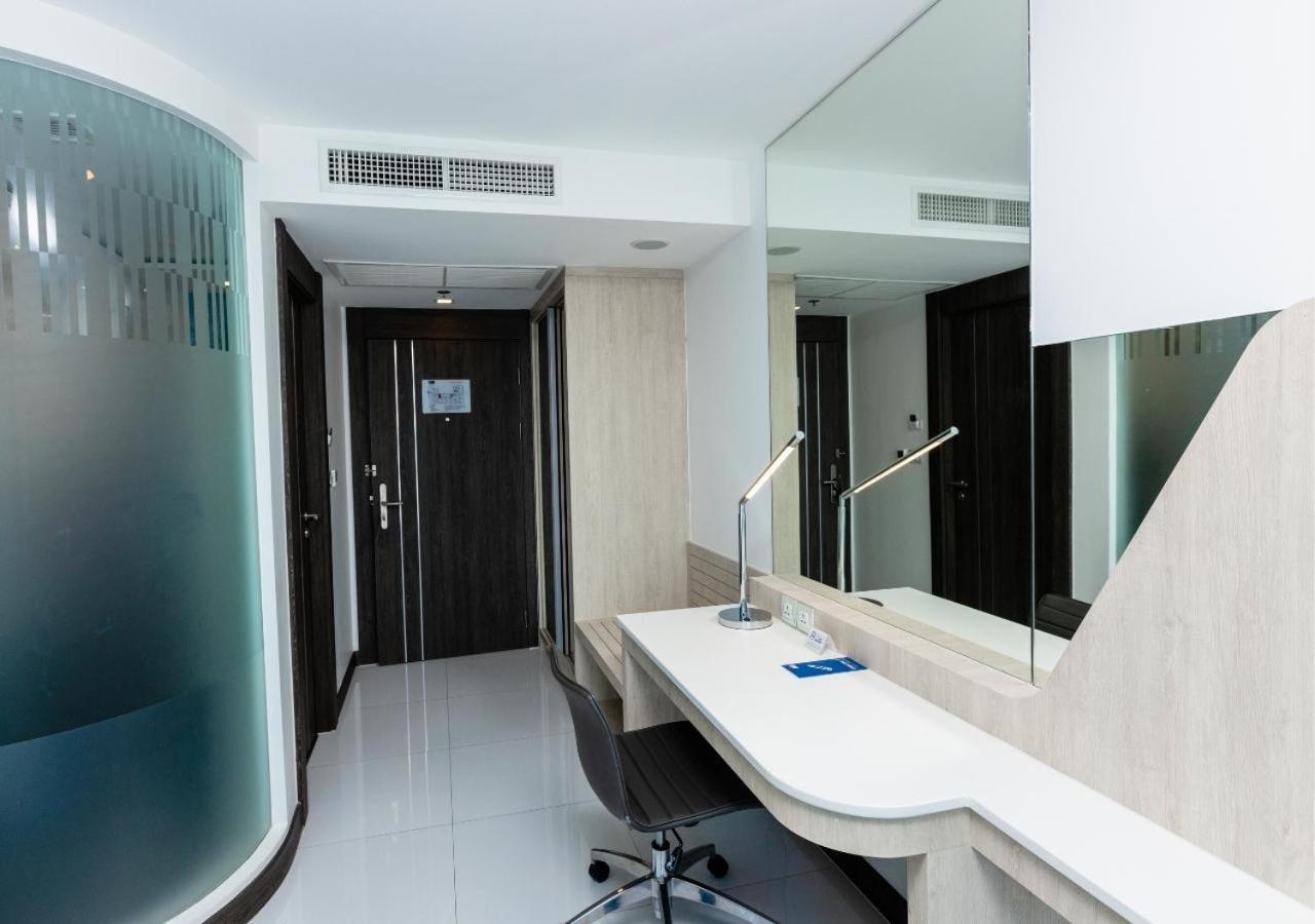 Radisson Blu Hotel Muscat 20394 — 5