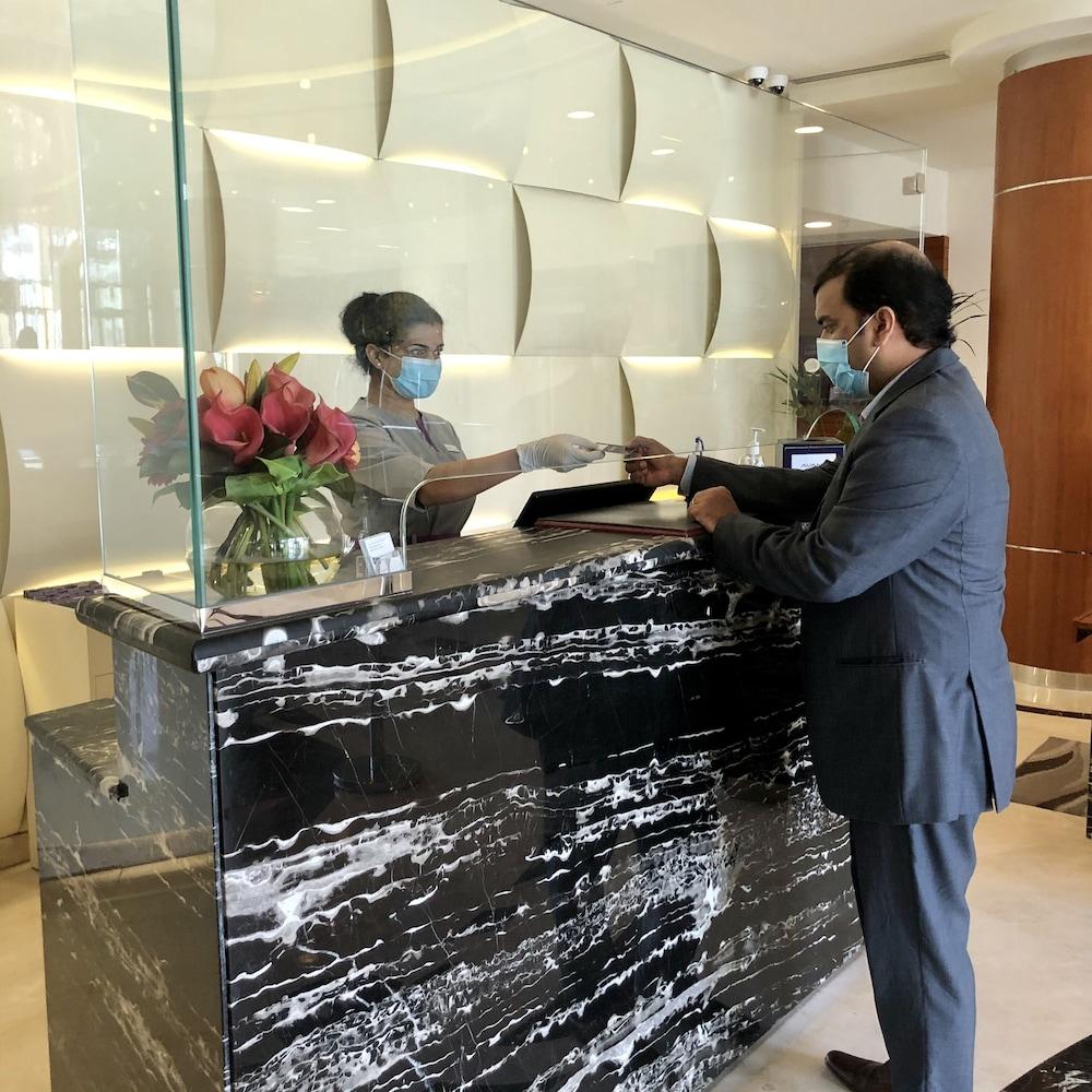 Avani Deira Dubai Hotel — 10