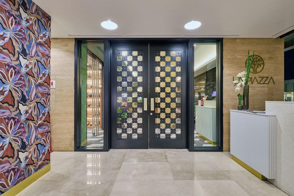 TALATONA CONVENTION HOTEL — 3