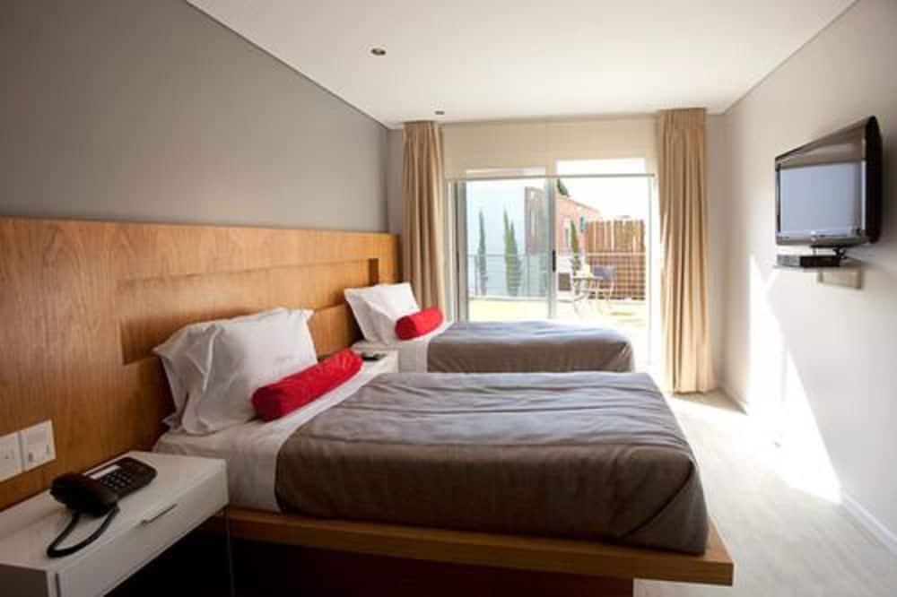Regency Rambla Design Apart Hotel — 10
