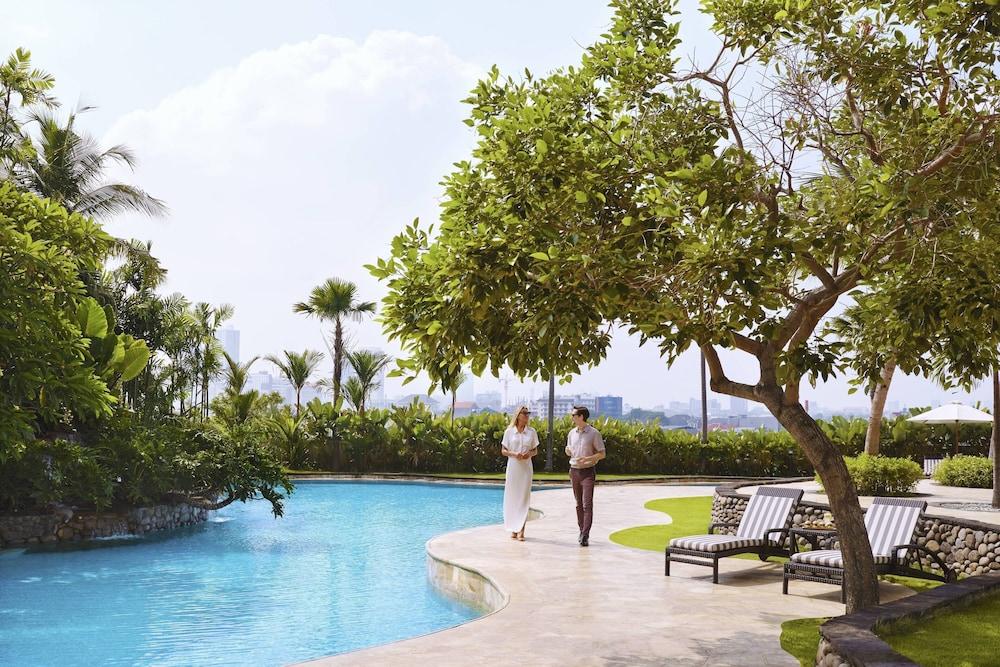 JW MARRIOTT SURABAYA 14524 — 8