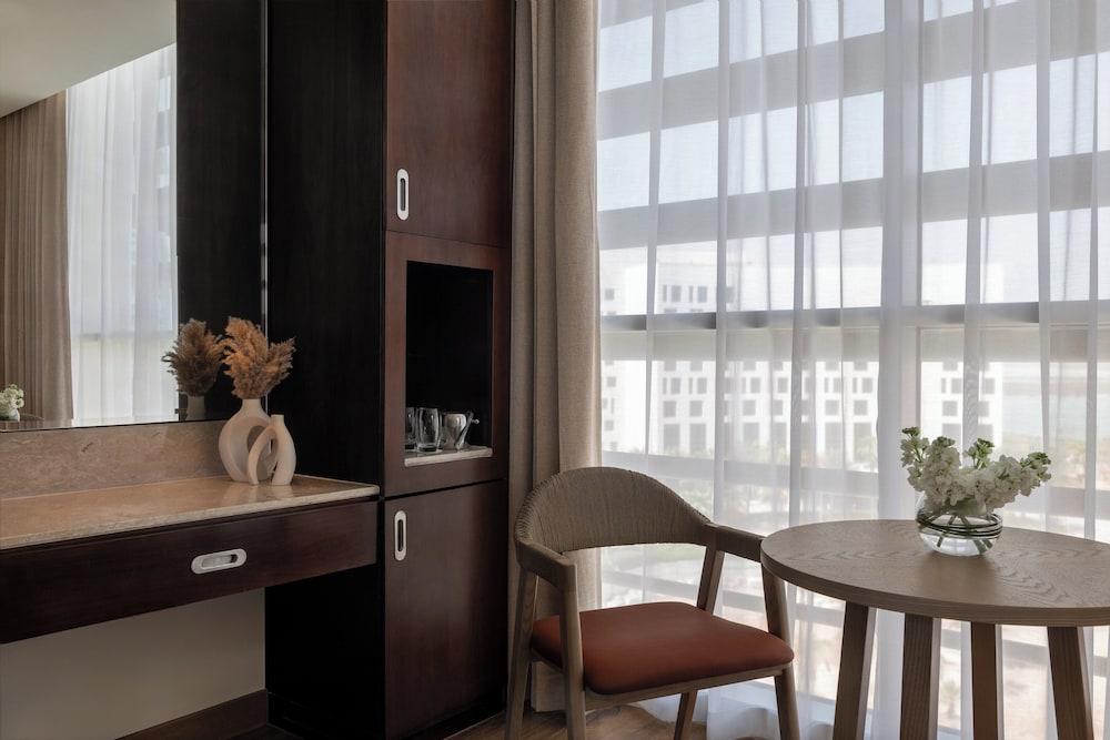 Yas Plaza Circuit by IHG — 10