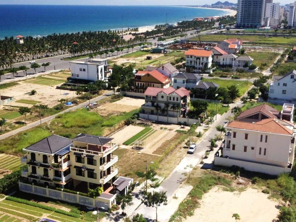 Hamilton Oceanview Villa — 3