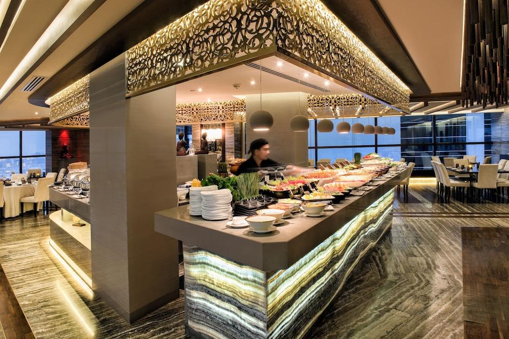 Grand Millennium Dubai — 8