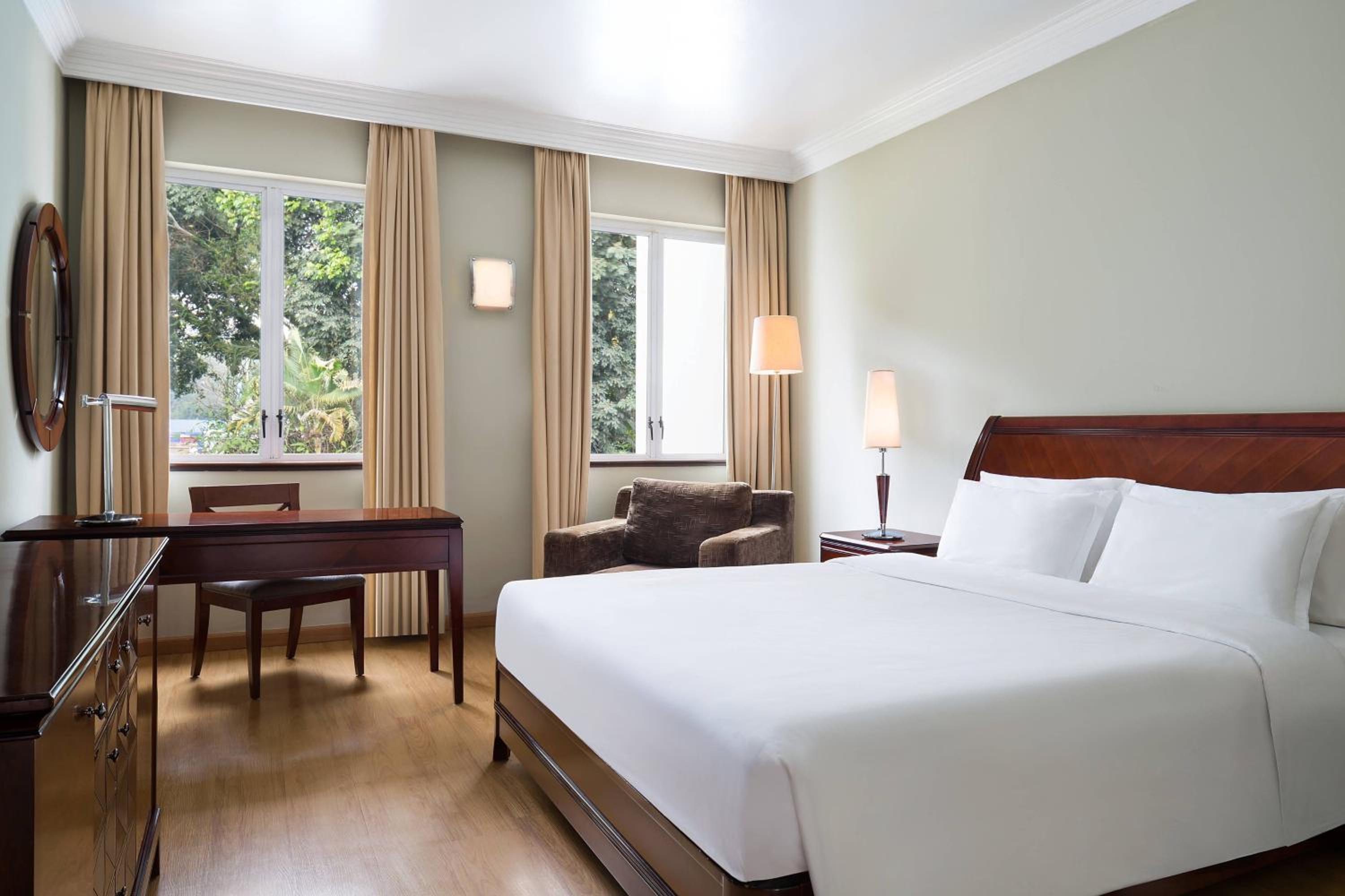 Four Points By Sheraton Arusha The Arusha Hotel — 9