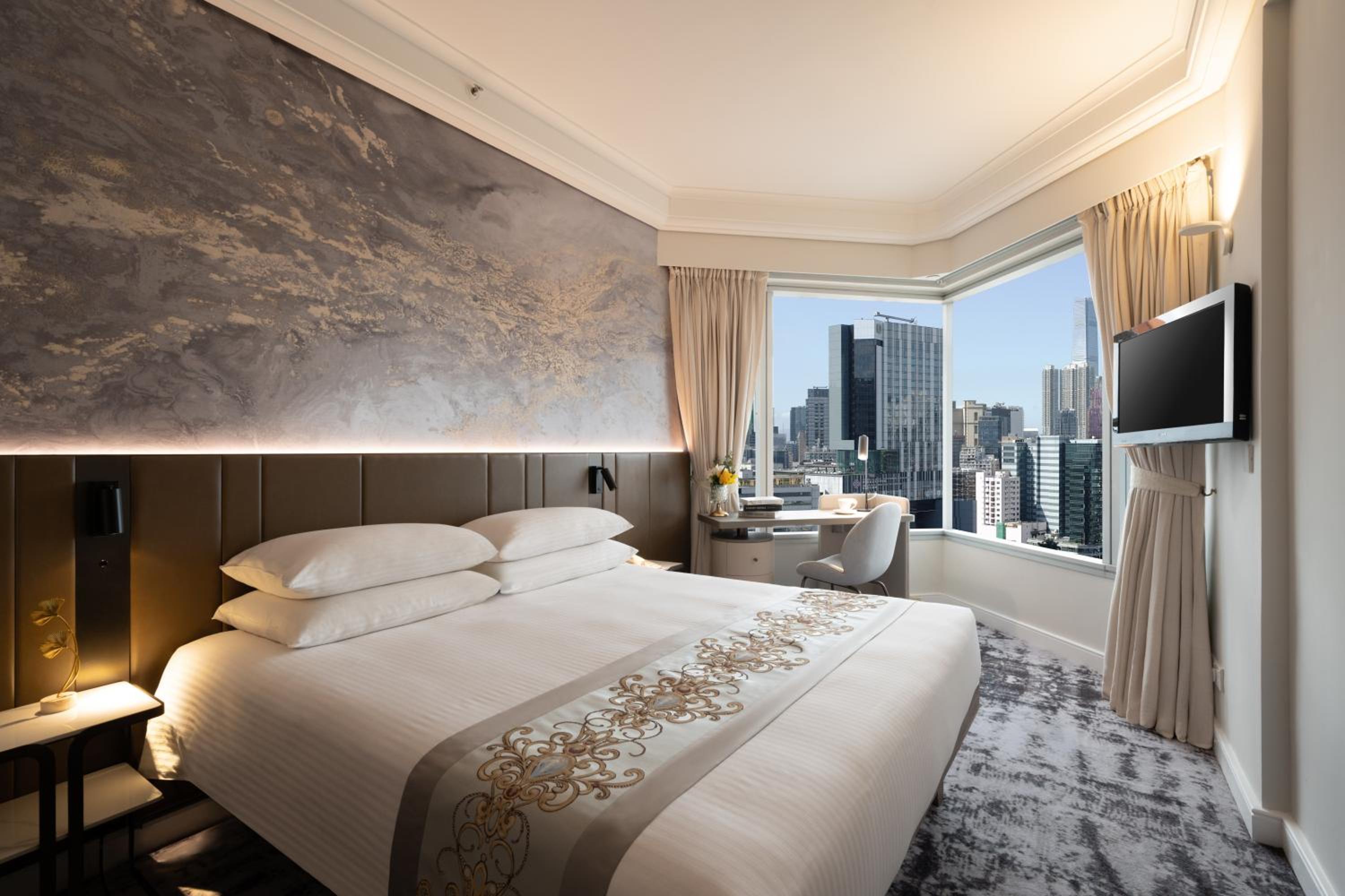 Harbour Plaza Metropolis — 9