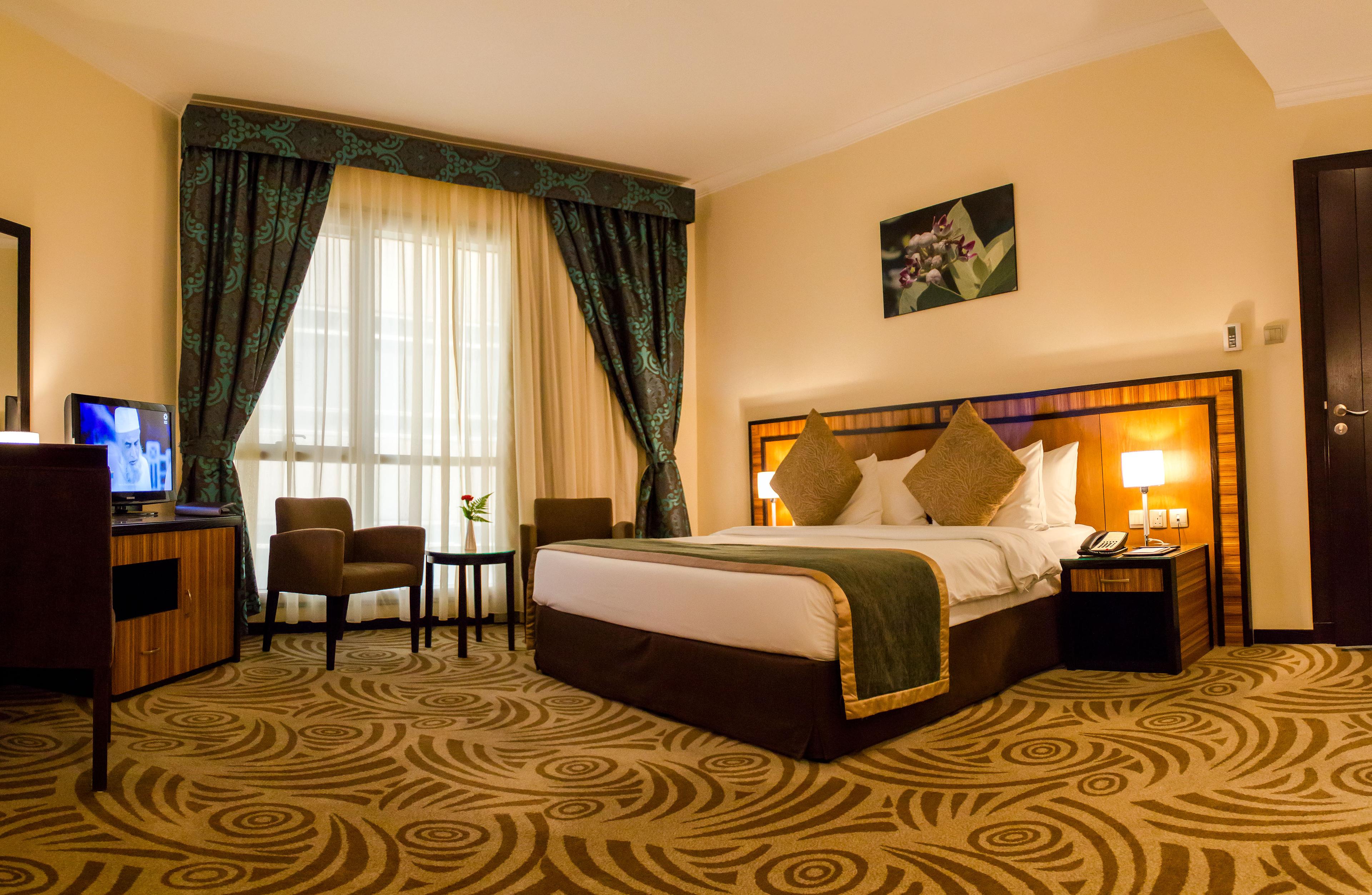 Al Majaz Premiere Hotel Apartments — 9