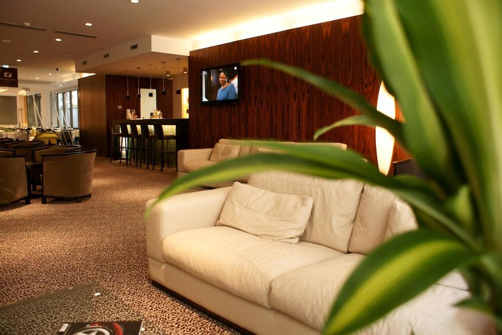 Hotel Avance 1133318 — 6