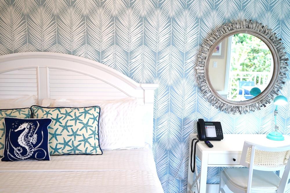 Sandyport Beaches Resort — 10