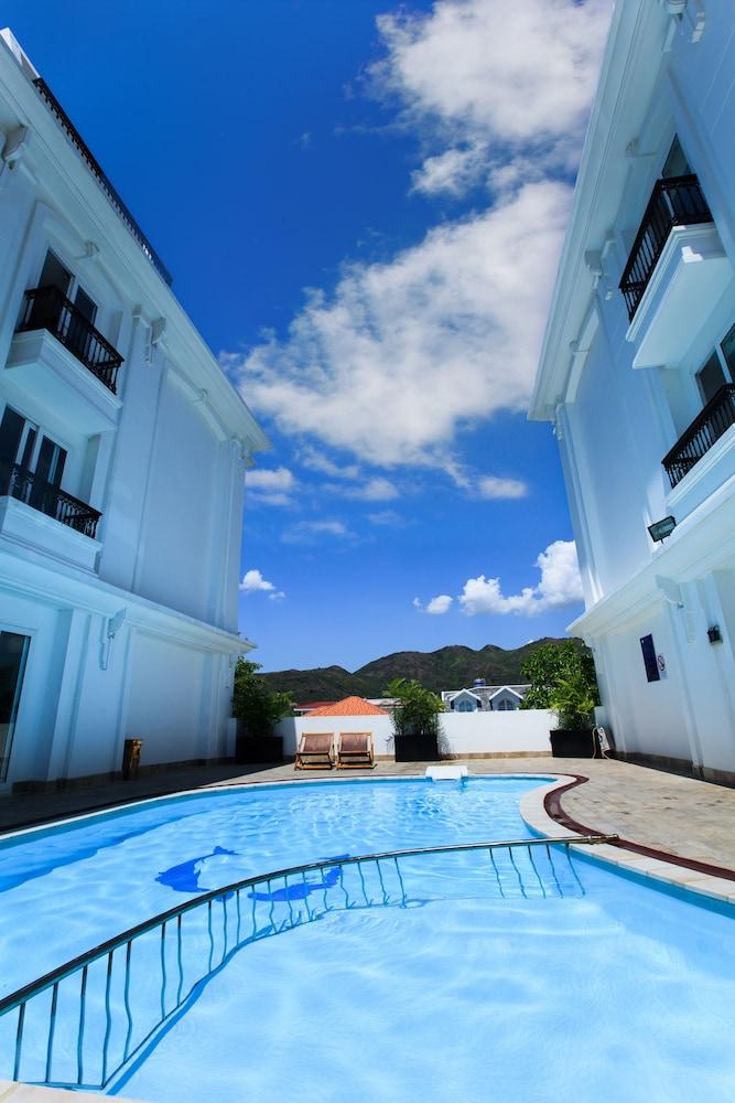 Paragon Villa Hotel — 6