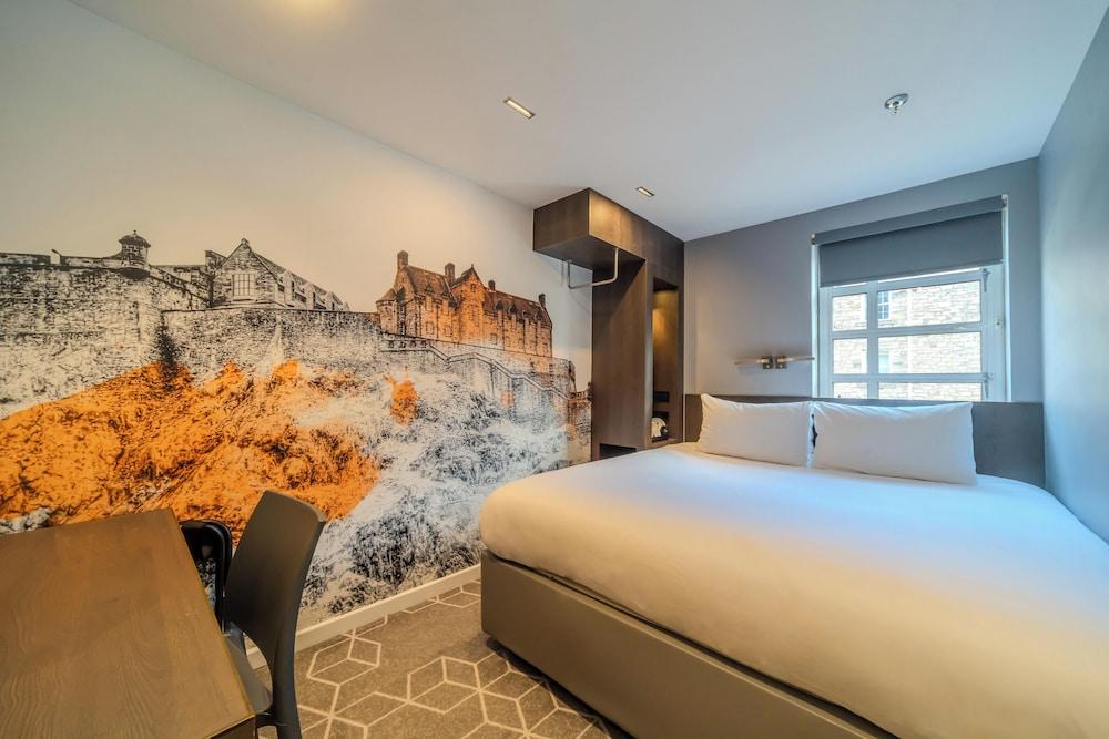 Km Hotel — 7