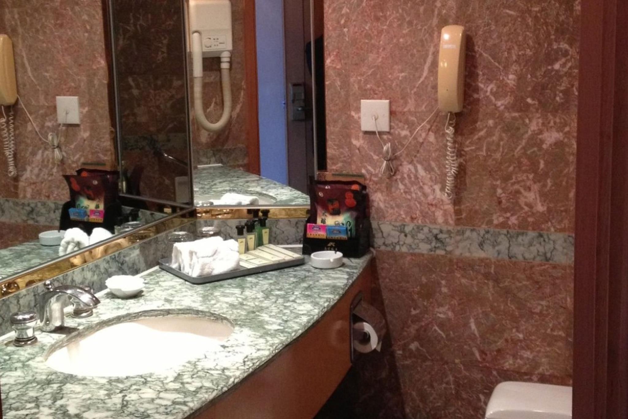 KUNMING HOTEL 3934 — 10