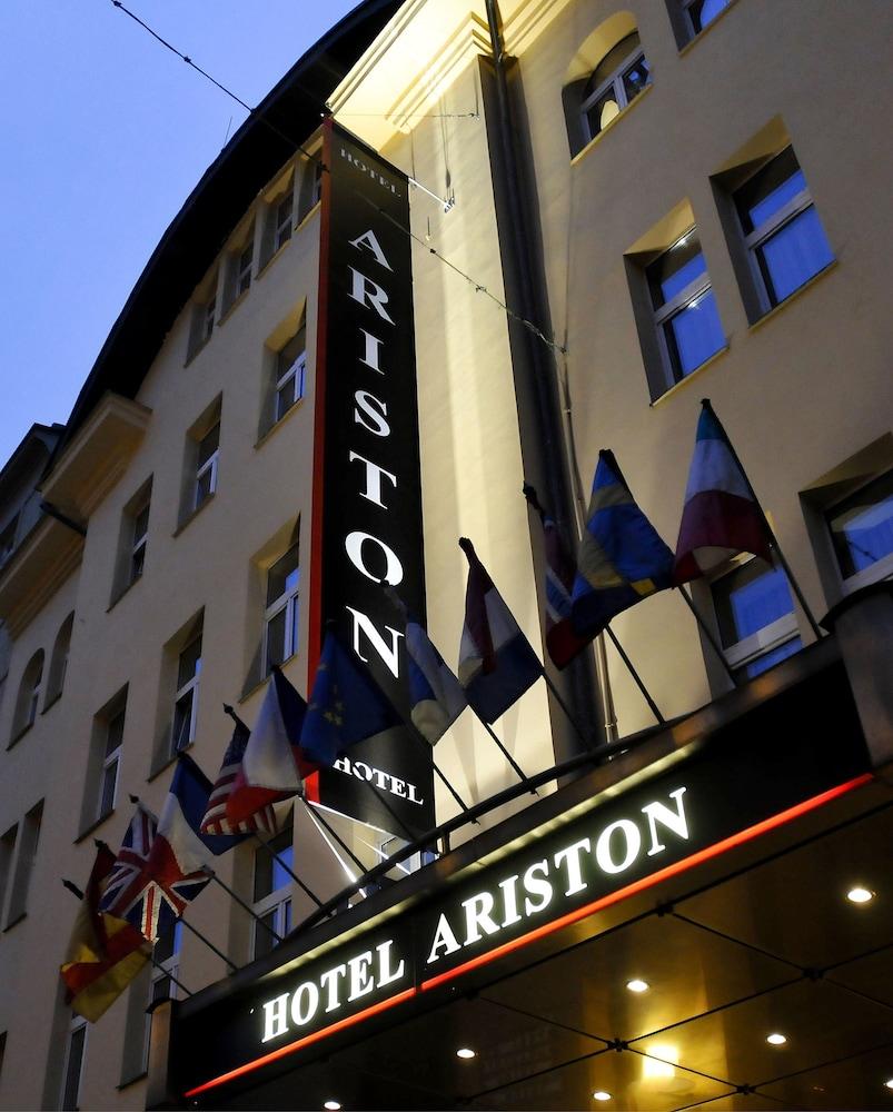 Ariston & Ariston Patio — 2