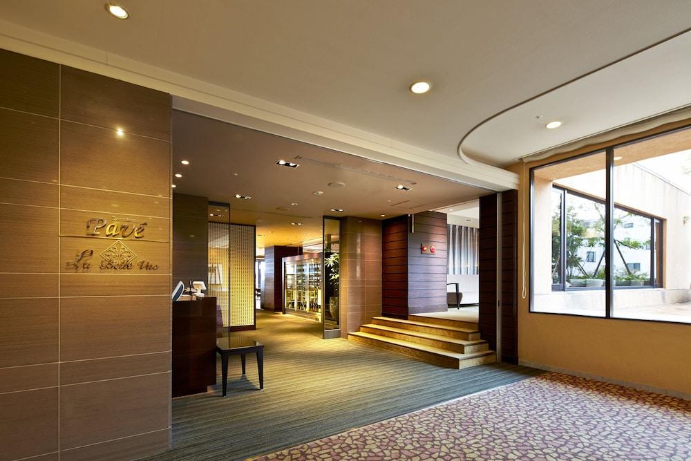 ANA CROWNE PLAZA NAGASAKI GLOVERHILL 67914 — 10