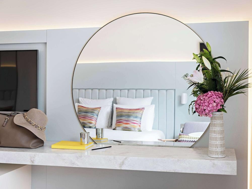 Croisette Beach Hotel Cannes - MGallery Collection — 9