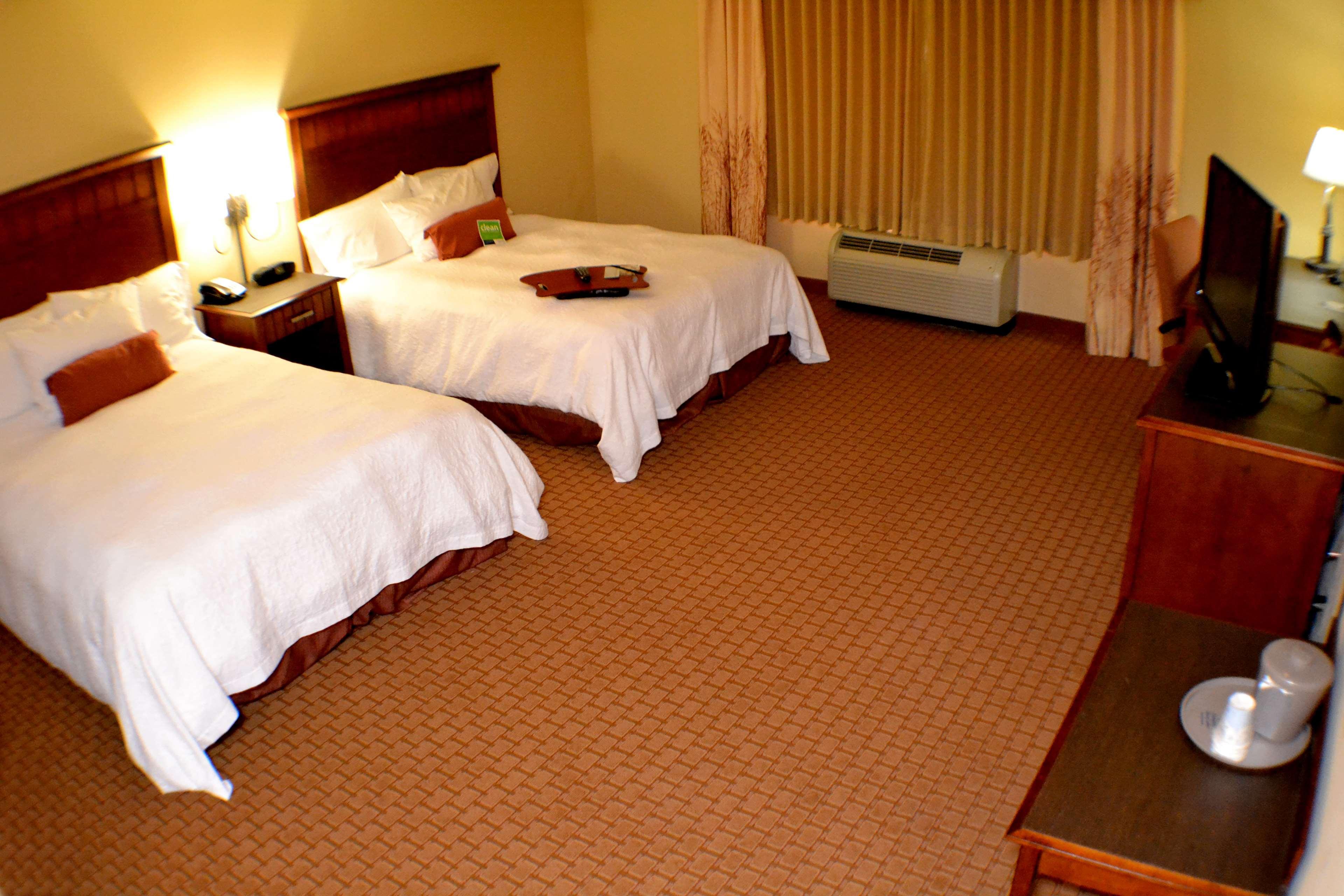 Hampton Inn & Suites Green River — 10