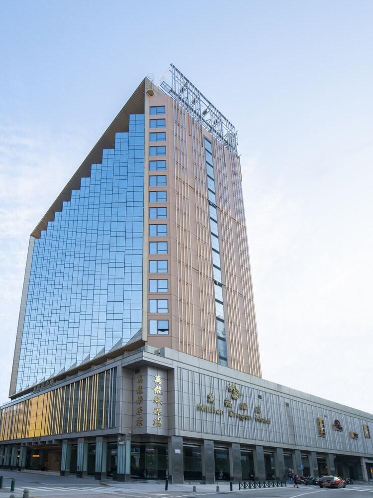 Million Dragon Hotel 875545 — 3