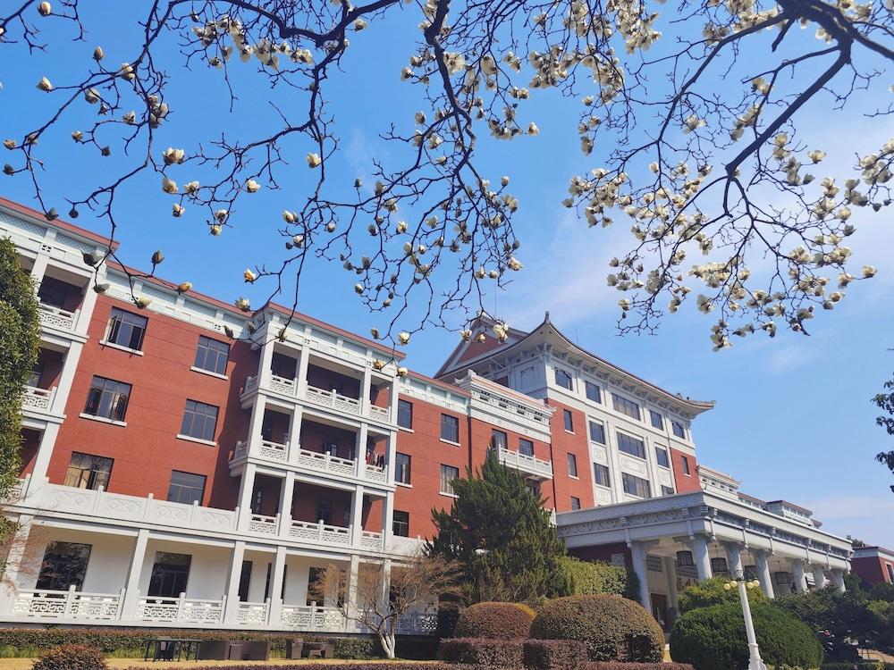 Shangri-La Hangzhou 3874 — 3