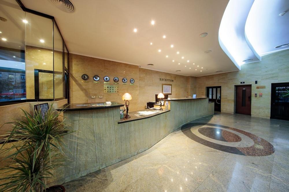 Danube Plaza Hotel 66394 — 9