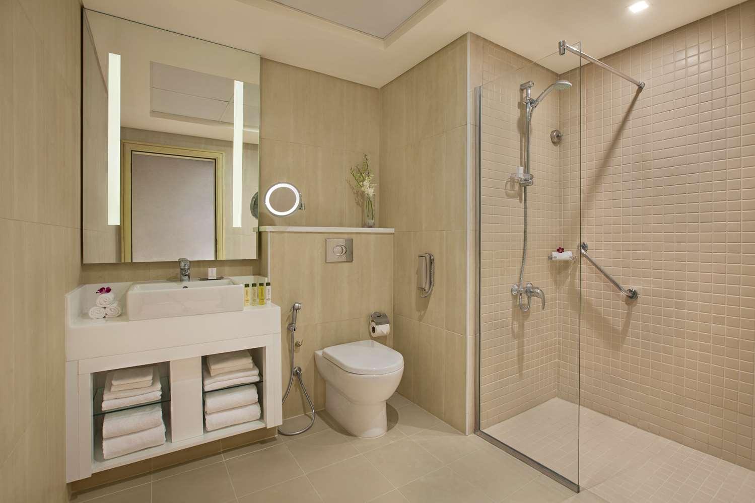 DoubleTree by Hilton Dubai Jumeirah Beach — 2