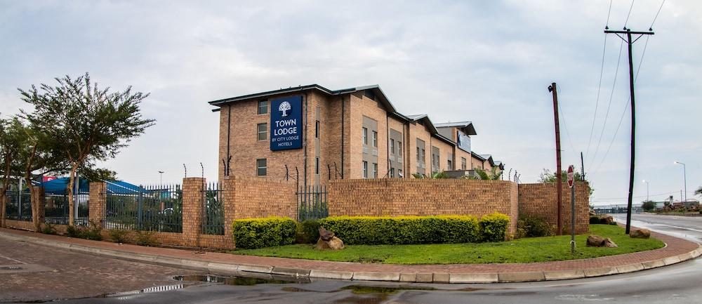 Town Lodge Gaborone — 1