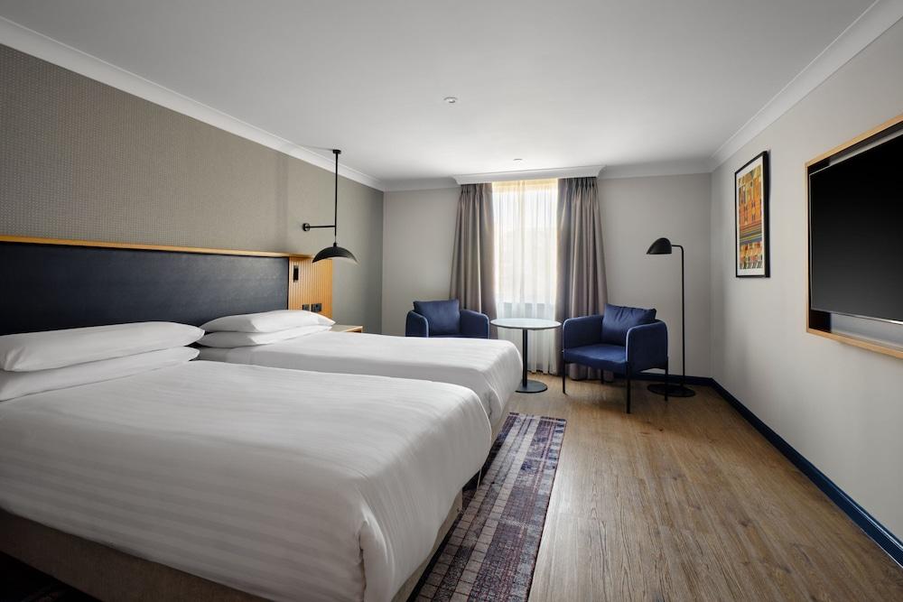 Edinburgh Marriott Hotel Holyrood — 10