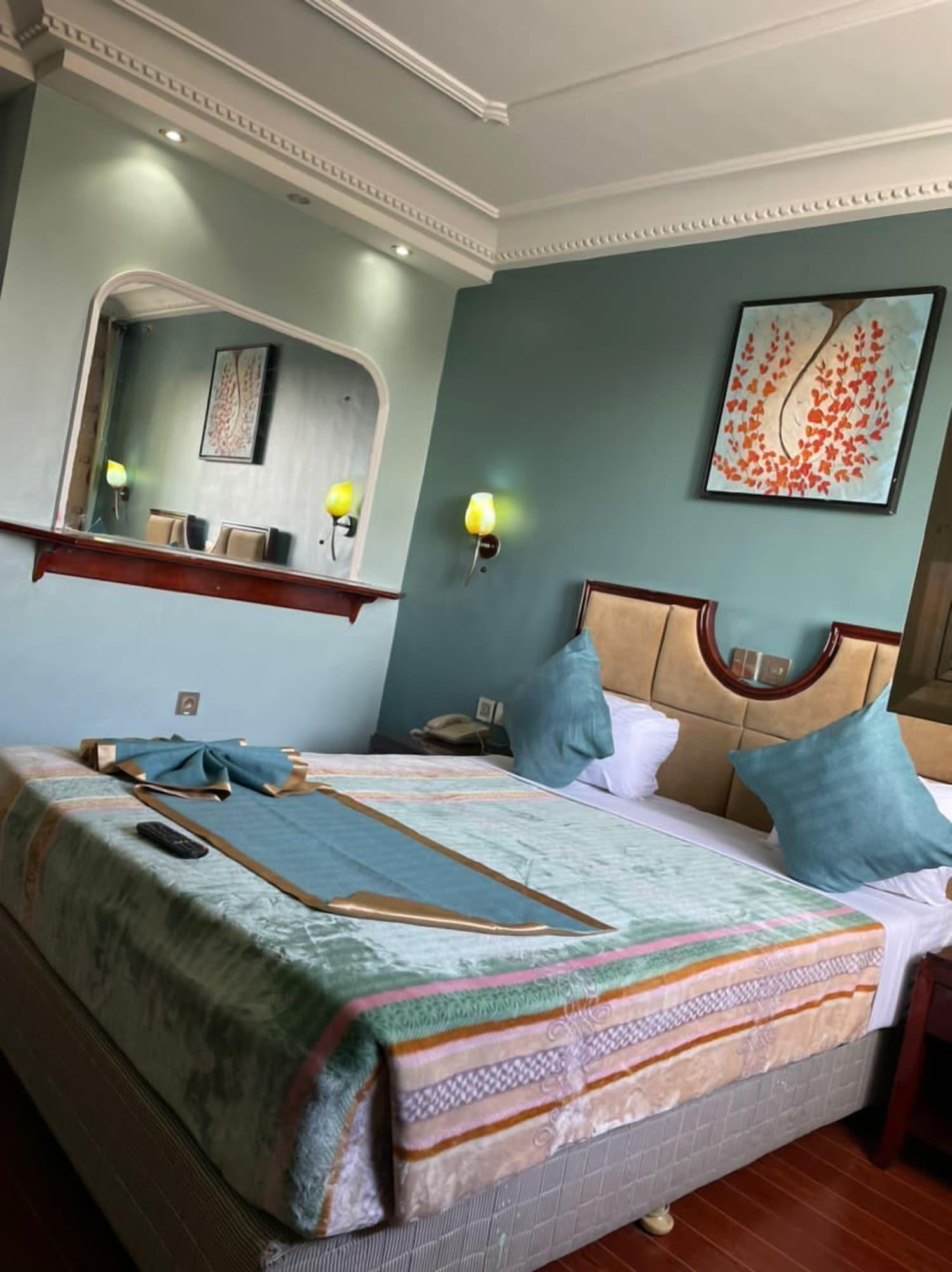 DK Hotel — 6